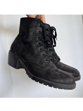 American Eagle Black Booties Ankle Boots 8